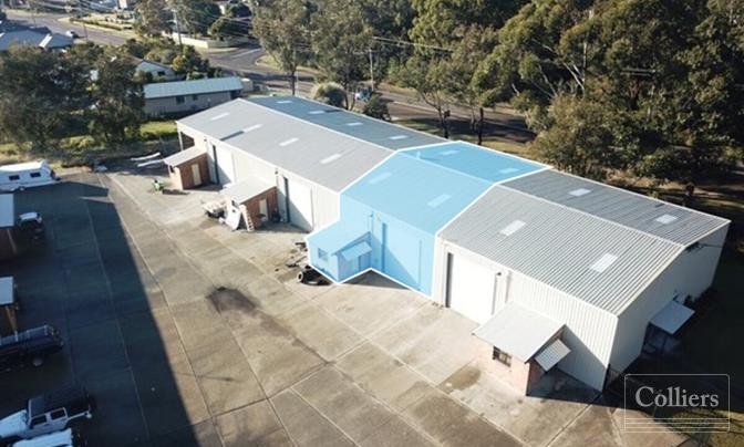 Neat affordable warehouse unit - #1