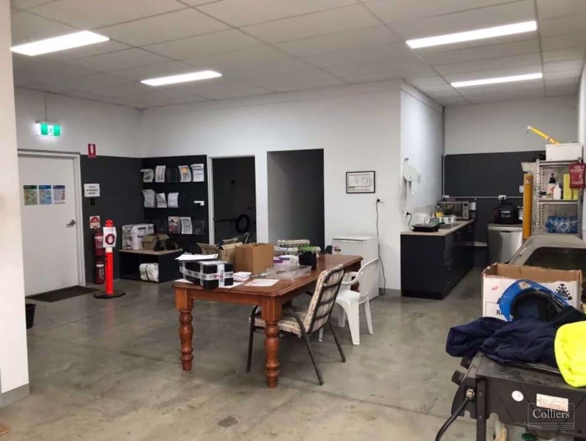 Dual Roller Doors Just off Cooper Street! - #8