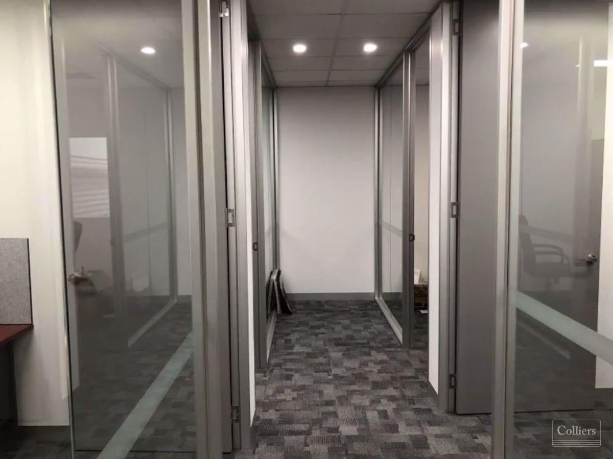 Dual Roller Doors Just off Cooper Street! - #4