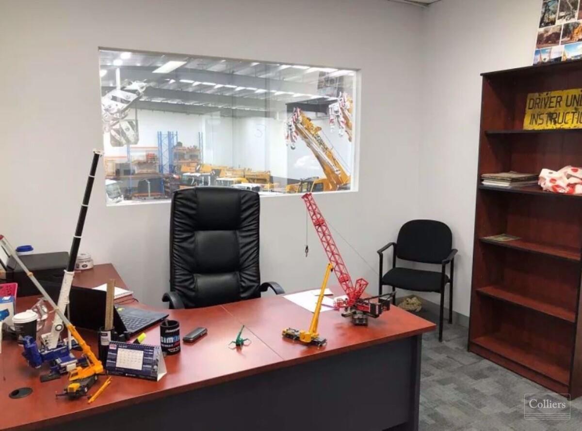 Dual Roller Doors Just off Cooper Street! - #5