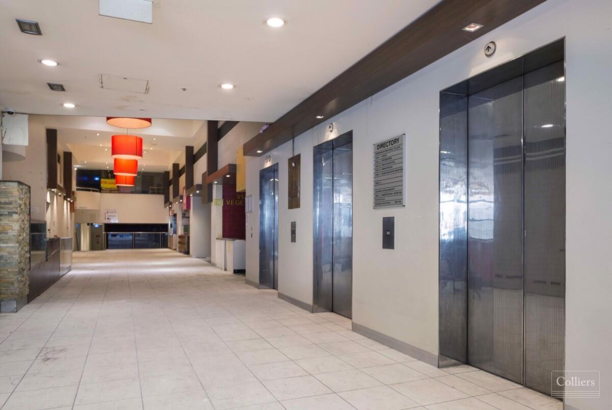 Central CBD Office Building with Excellent Development Potential - #6