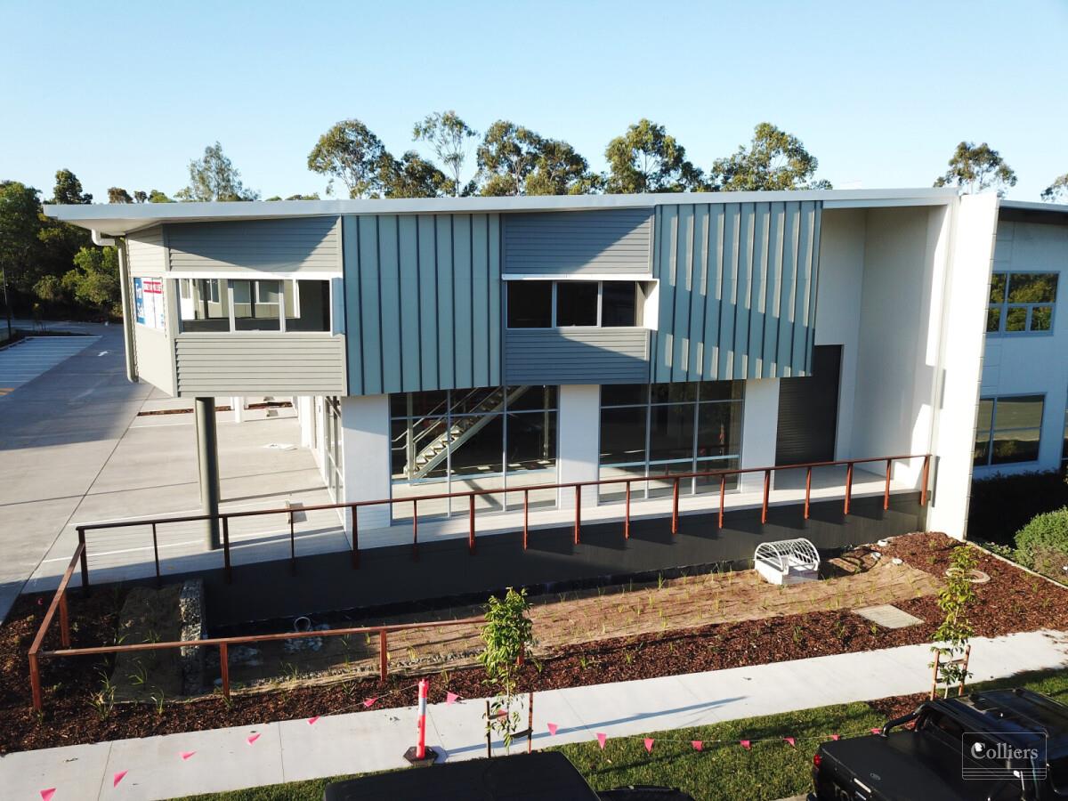 BRAND NEW INDUSTRIAL WAREHOUSE & SHOWROOM WITH MEZZANINE OFFICE - #2