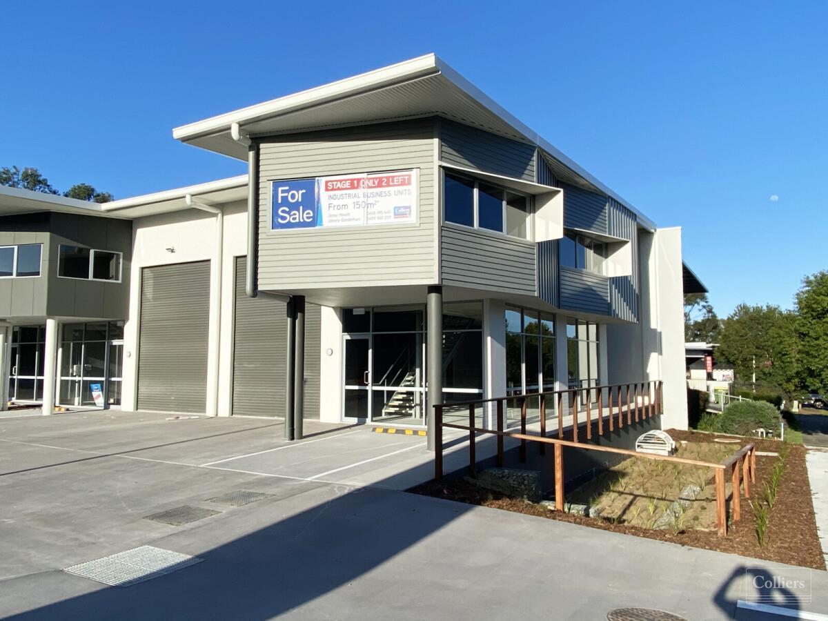 BRAND NEW INDUSTRIAL WAREHOUSE & SHOWROOM WITH MEZZANINE OFFICE - #3