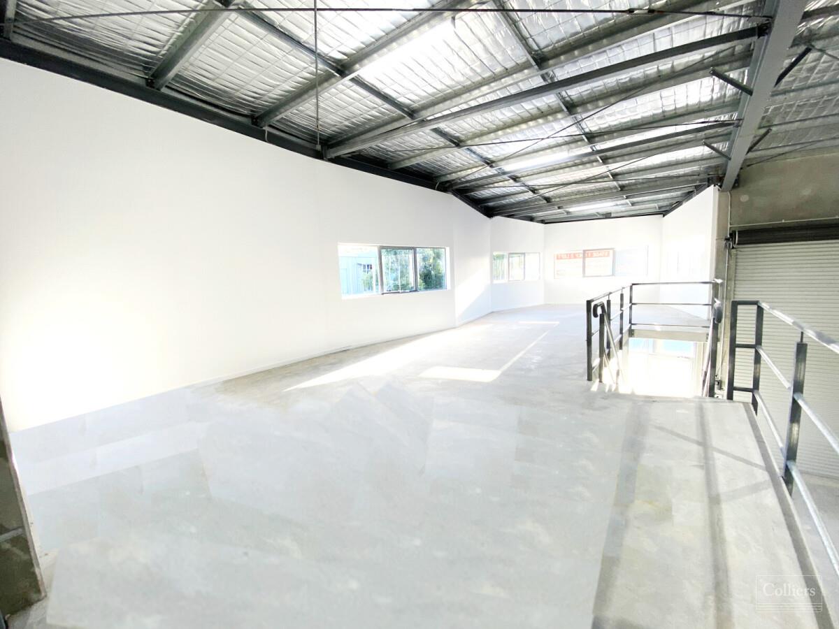 BRAND NEW INDUSTRIAL WAREHOUSE & SHOWROOM WITH MEZZANINE OFFICE - #5