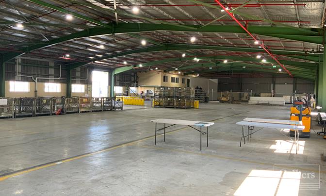 Premium industrial warehouse, fully sprinklered - #1