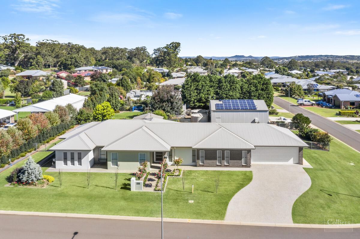 EXQUISITE PROPERTY IN HIGHFIELDS ON 2260M2 - #1