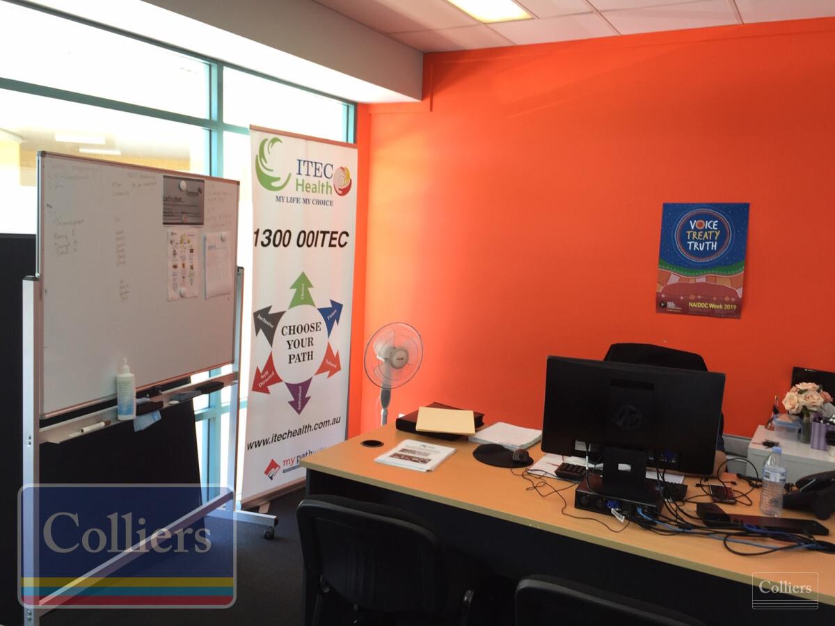 Professional Office in the Heart of Aitkenvale - #4