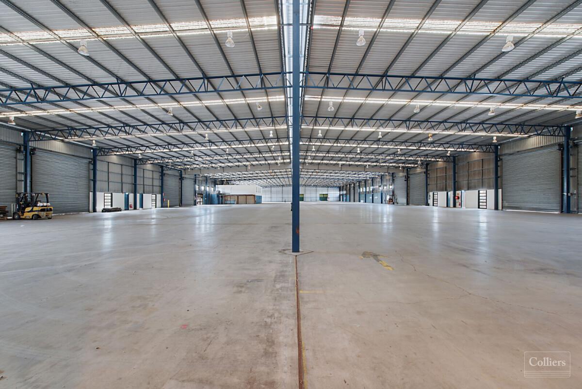 Flexible Distribution Centre just off M1 - #6