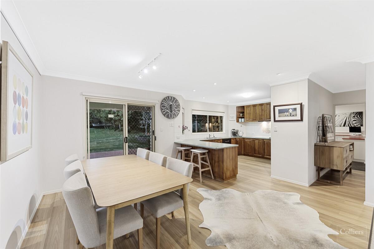 Refined Family Home... 4 Bay shed... 2498m2 - #5