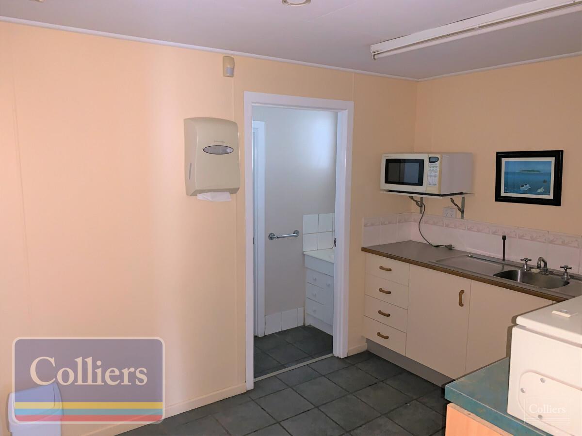 Heavy-Duty Industrial Facility in Bohle - #12