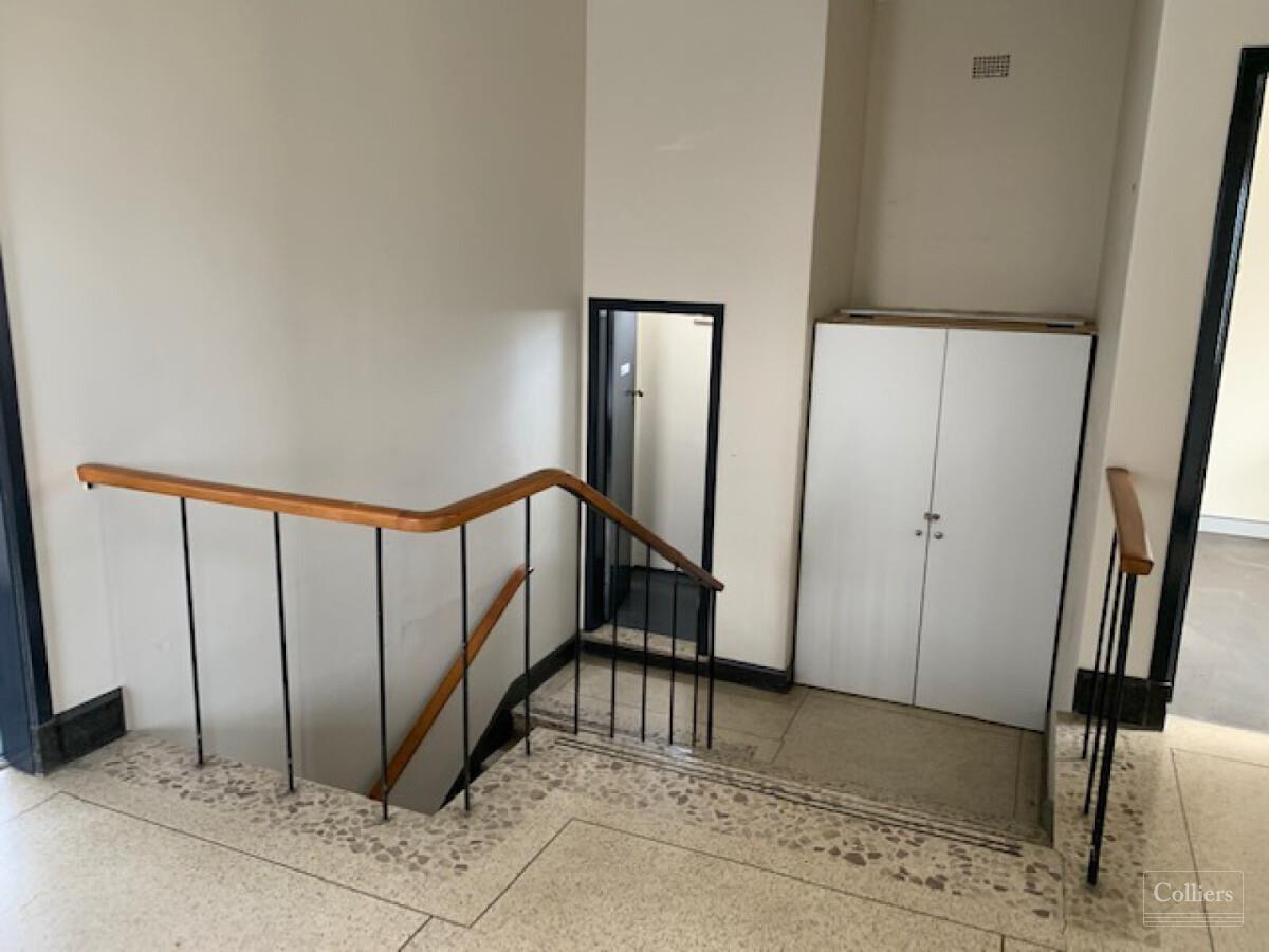 Green Square Office Available Now - #4