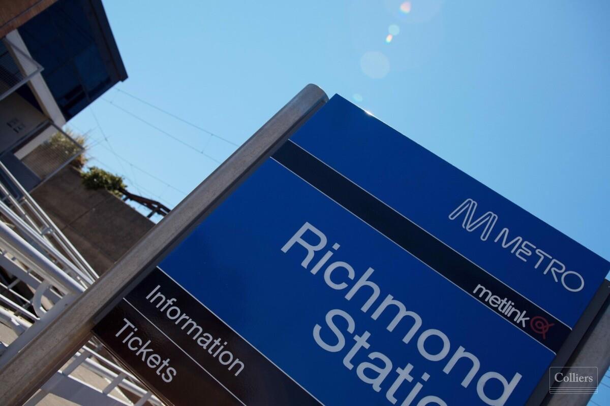 One Of A Kind Creative Style Office HQ - #10