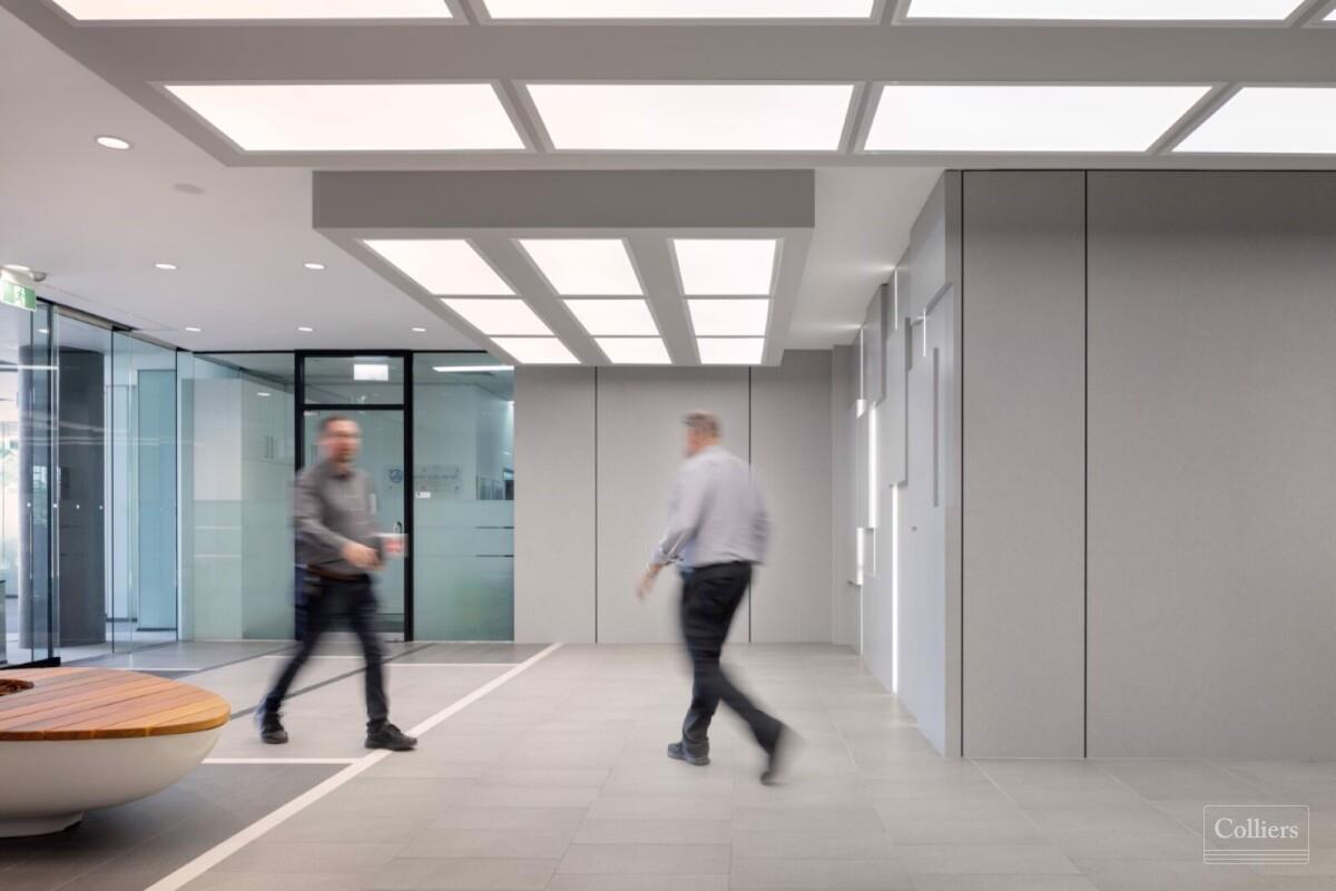 YOUR NEW STANDOUT WORKPLACE HUB ON THE HIGH STREET - #6