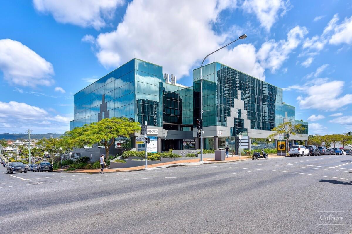 YOUR NEW STANDOUT WORKPLACE HUB ON THE HIGH STREET - #21