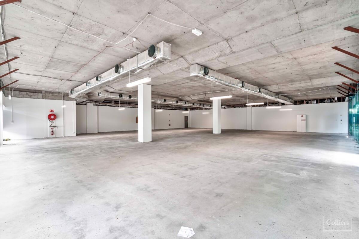 YOUR NEW STANDOUT WORKPLACE HUB ON THE HIGH STREET - #15