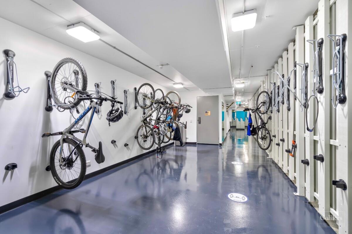 YOUR NEW STANDOUT WORKPLACE HUB ON THE HIGH STREET - #12