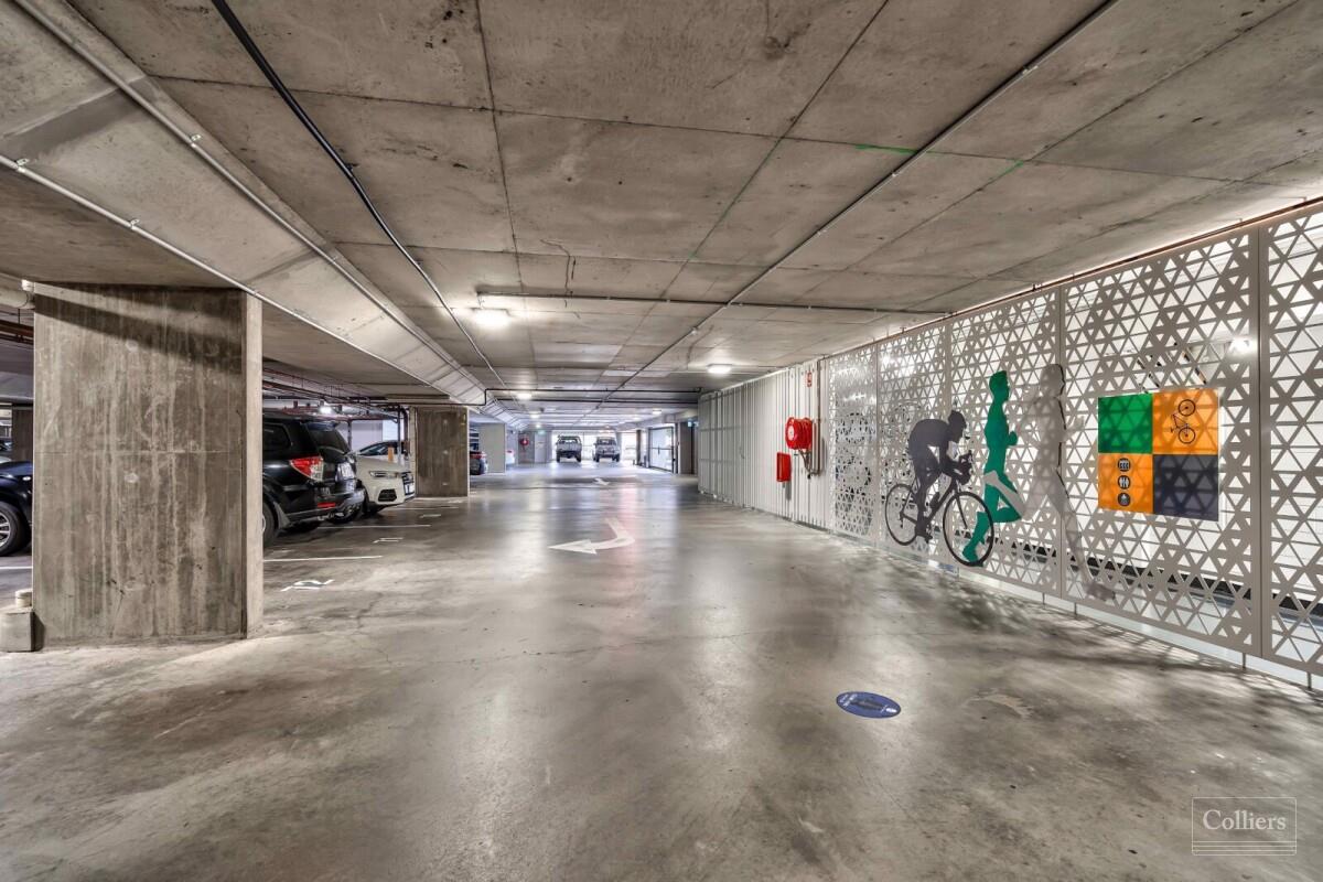 YOUR NEW STANDOUT WORKPLACE HUB ON THE HIGH STREET - #11