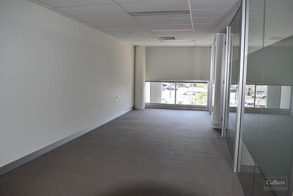 Large Modern Office - #4