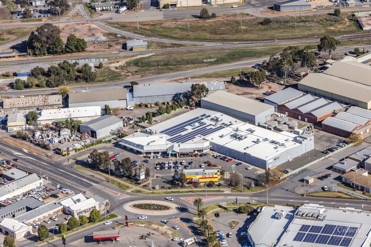 Aldi Anchored Neighbourhood Shopping Centre - #4