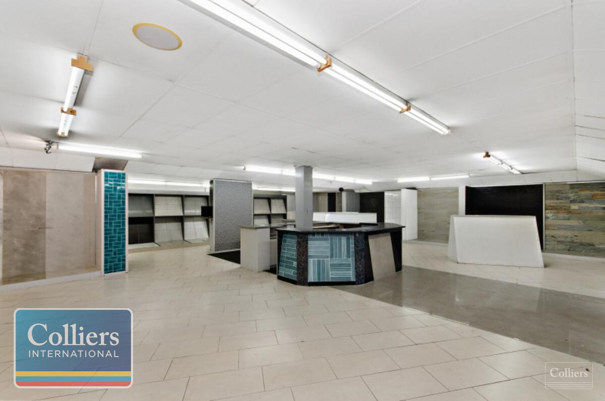 Showroom / Warehouse - Dual Tenancy Potential - #5