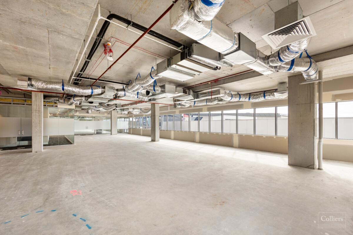 Brand new office in the heart of Uni Hill - #6