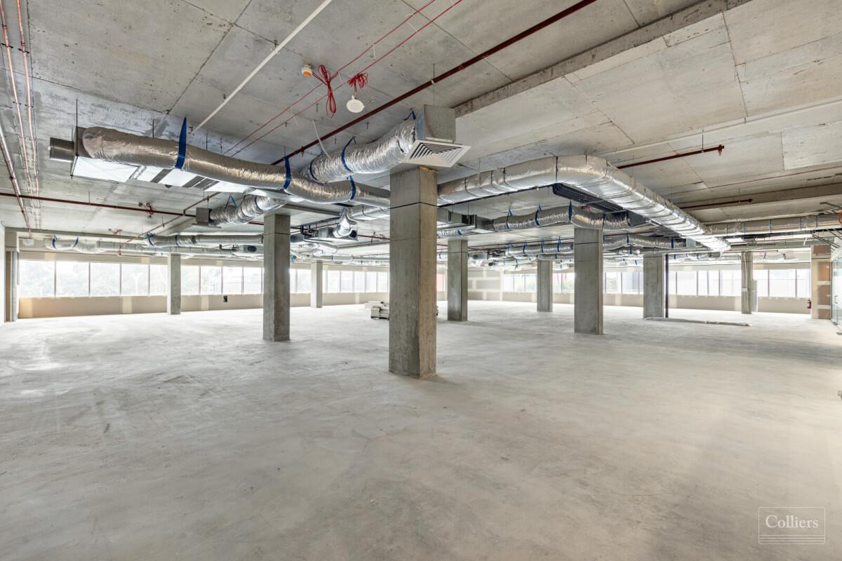 Brand new office in the heart of Uni Hill - #8