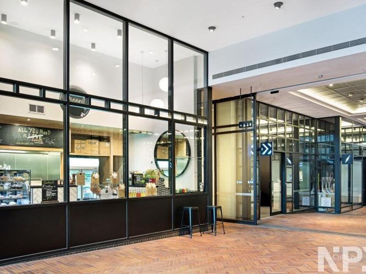 EXCELENT CORNER APARTMENT SOLD! UNDER CONTRACT - #8