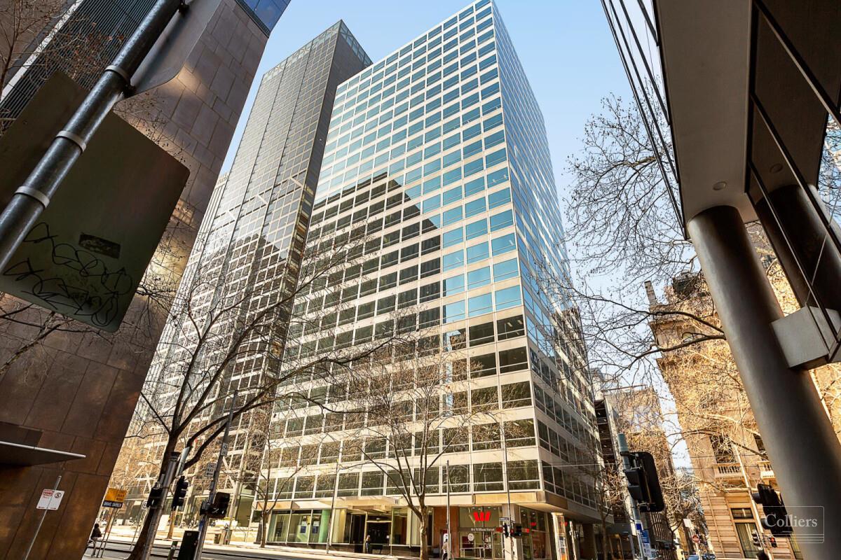 Penthouse floors with outstanding natural light and views - #18