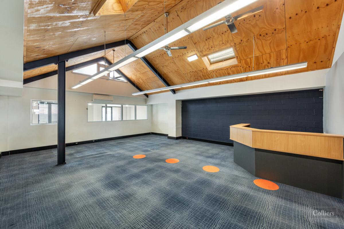 Funky Loft Style Office - #14