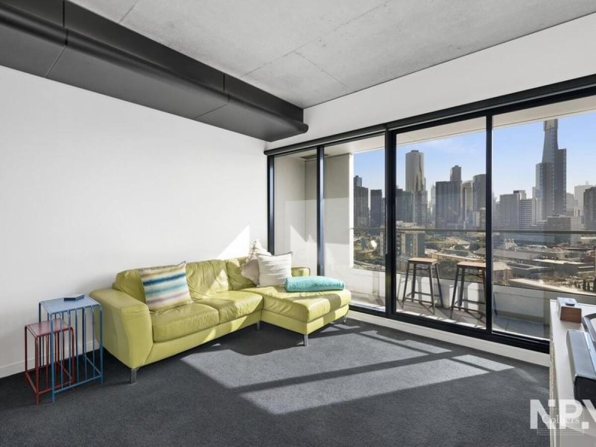 Stunning City Facing Views UNDER OFFER! - #2