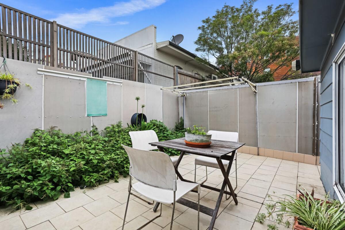 FINAL WEEK | Builders, Renovators And Investors - A Diamond In The Raw - #4