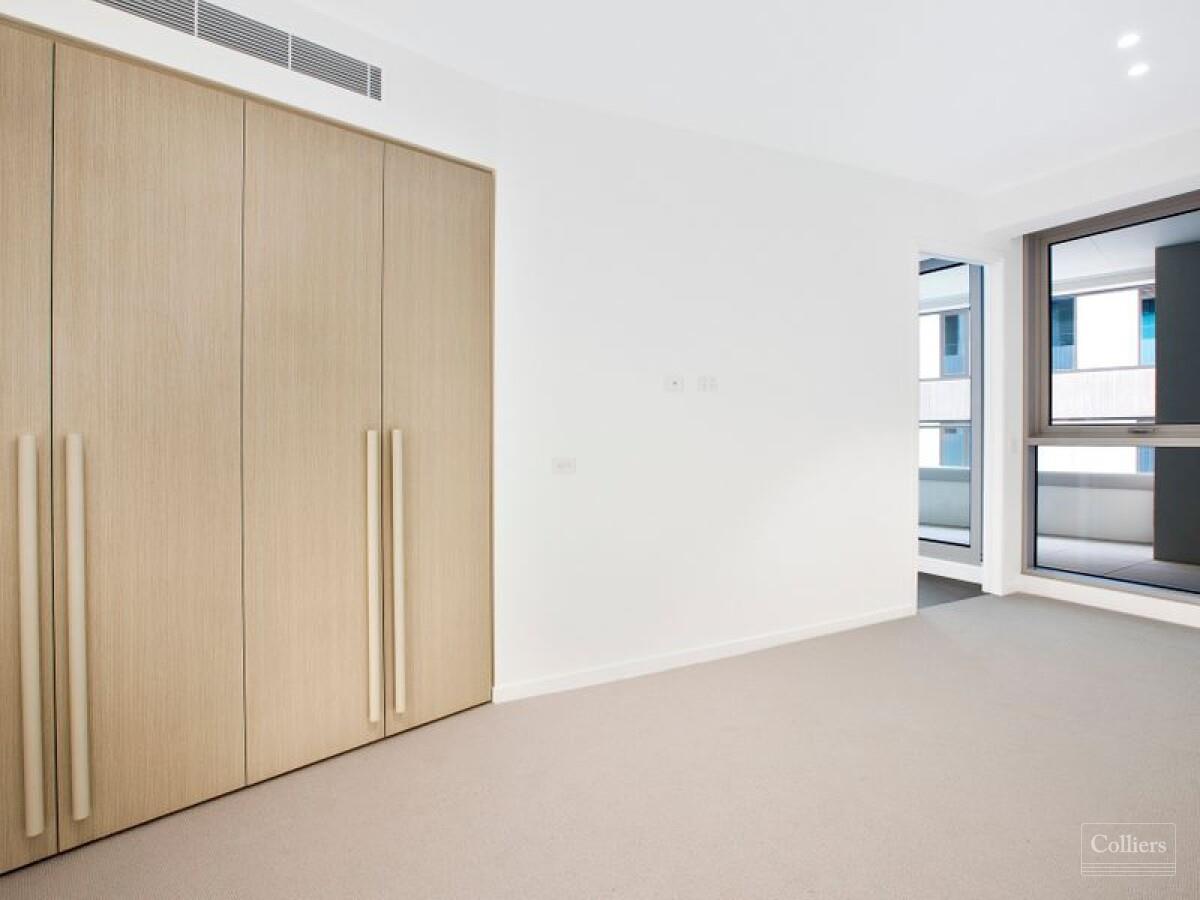 Modern Living in the Fawkner Residences - #4