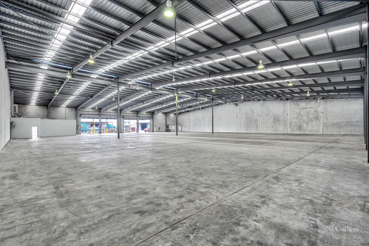 Modern Concrete Tilt-Panel Warehousing Facility: Available Now - #1