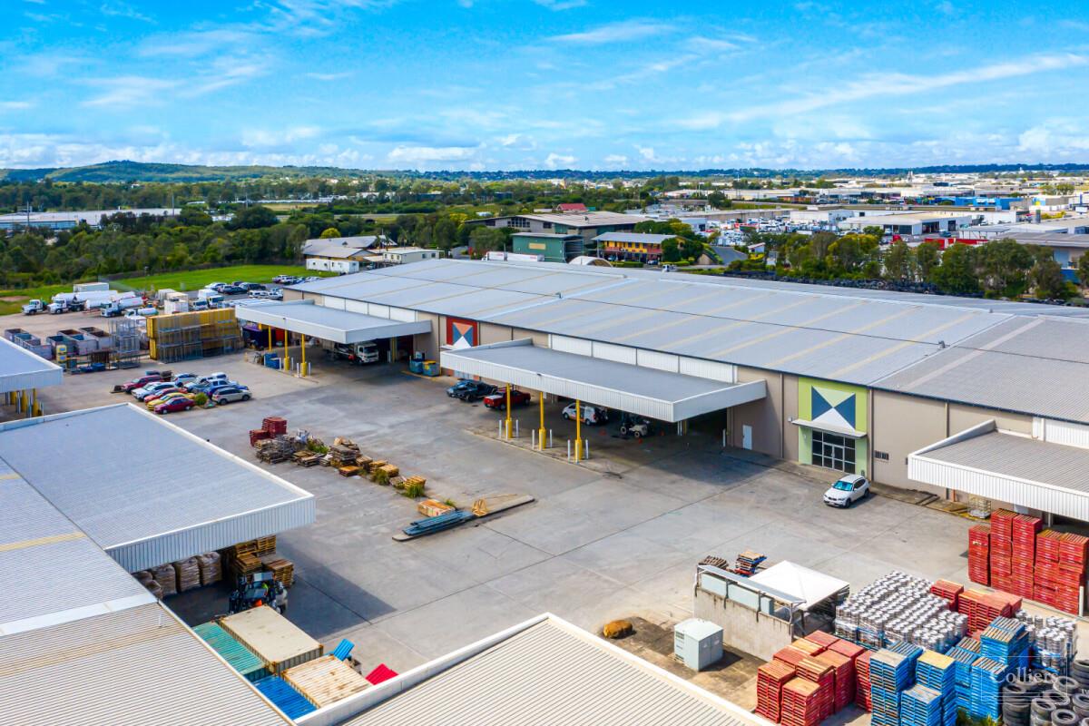 Modern Concrete Tilt-Panel Warehousing Facility: Available Now - #6