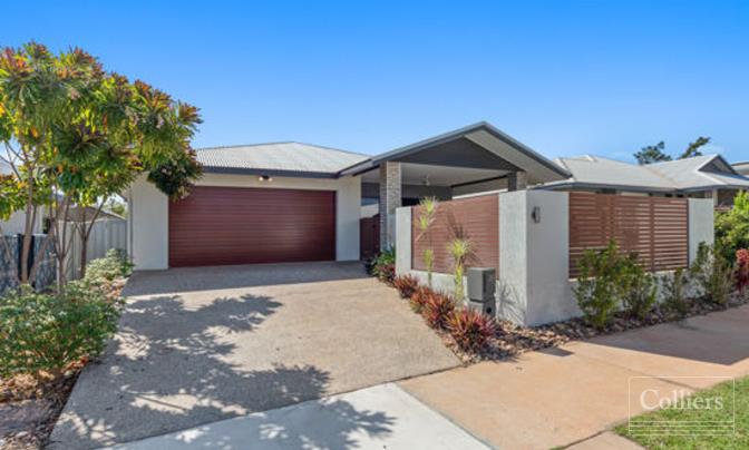 STUNNING CONTEMPORARY EXECUTIVE HOME - #1