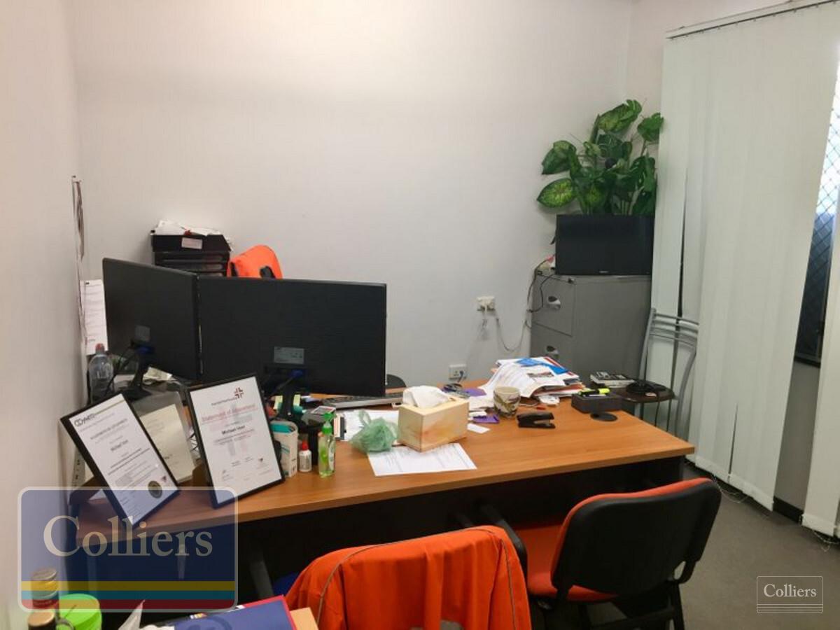 Highly Exposed Professional Office Ideal for Owner Occupier - #5