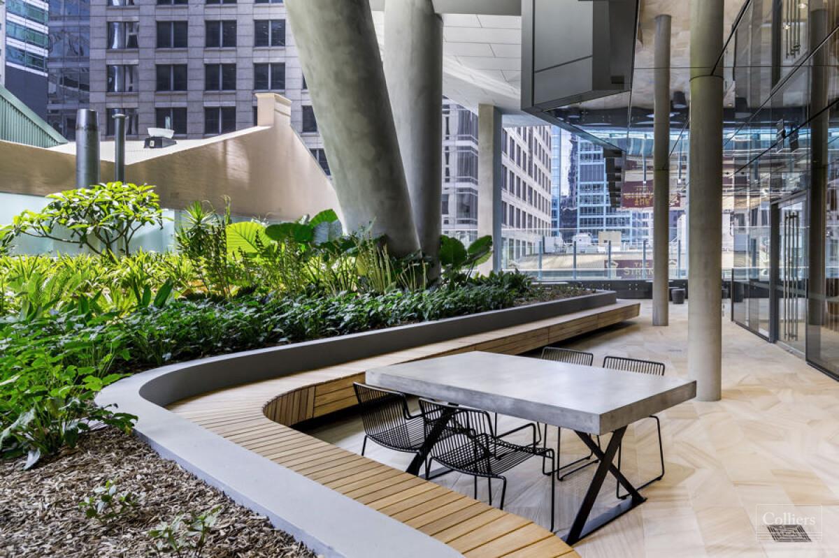 Luxury Living, Dynamic City Views And Award-Winning Architecture - #8