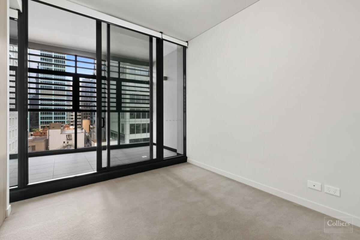 Luxury Living, Dynamic City Views And Award-Winning Architecture - #5