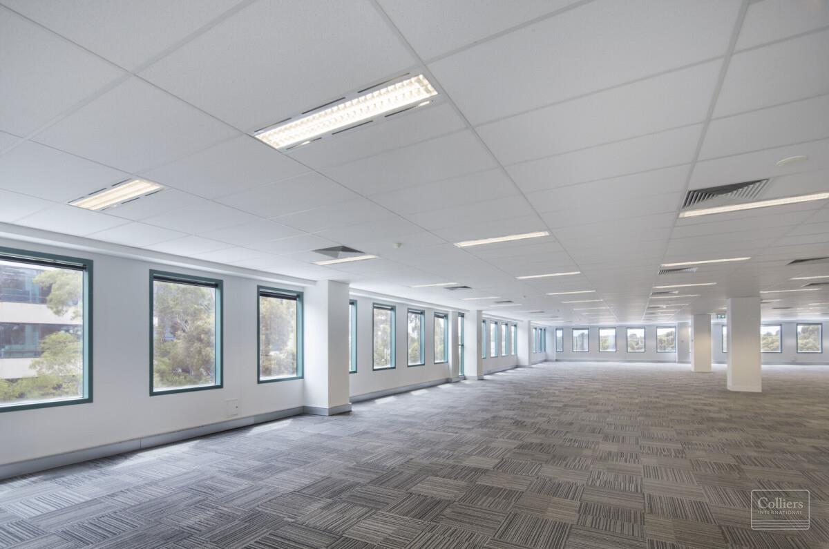 Quality Refurbishment with Maximum Exposure - #7