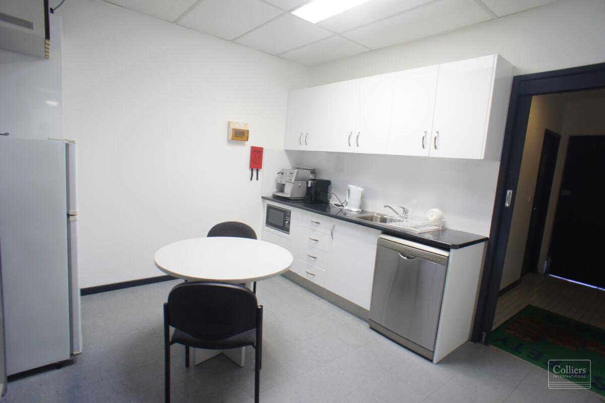 Professional Office Suite in Central Location - #6