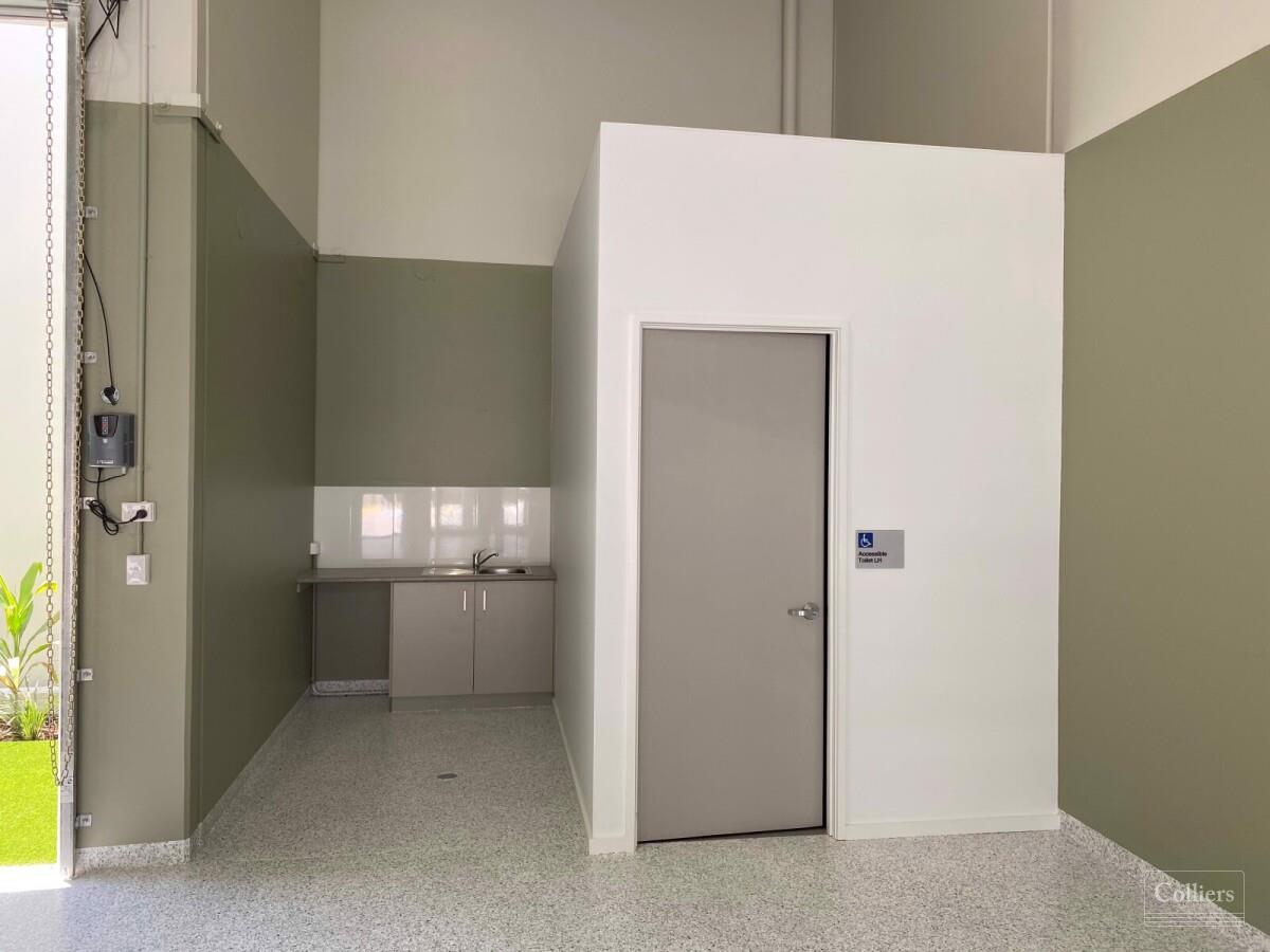 BRAND NEW BUSINESS/INDUSTRIAL UNIT WITH MEZZANINE OFFICE - #6