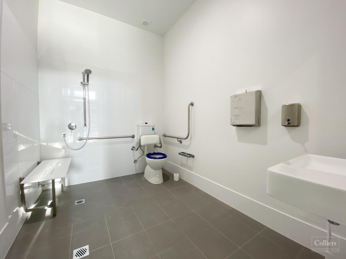 BRAND NEW BUSINESS/INDUSTRIAL UNIT WITH MEZZANINE OFFICE - #7