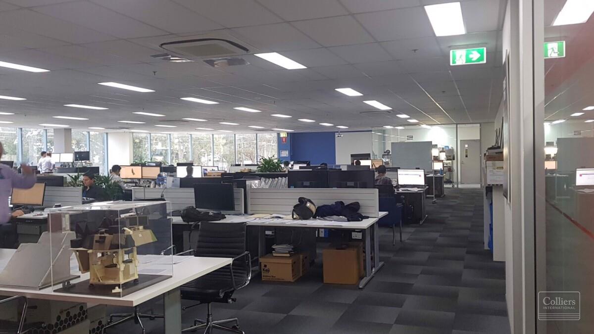 STANDALONE OFFICE AND WAREHOUSE FACILITY - #7