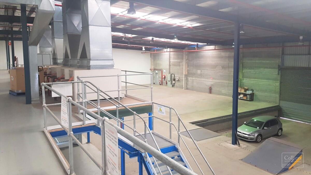 STANDALONE OFFICE AND WAREHOUSE FACILITY - #5