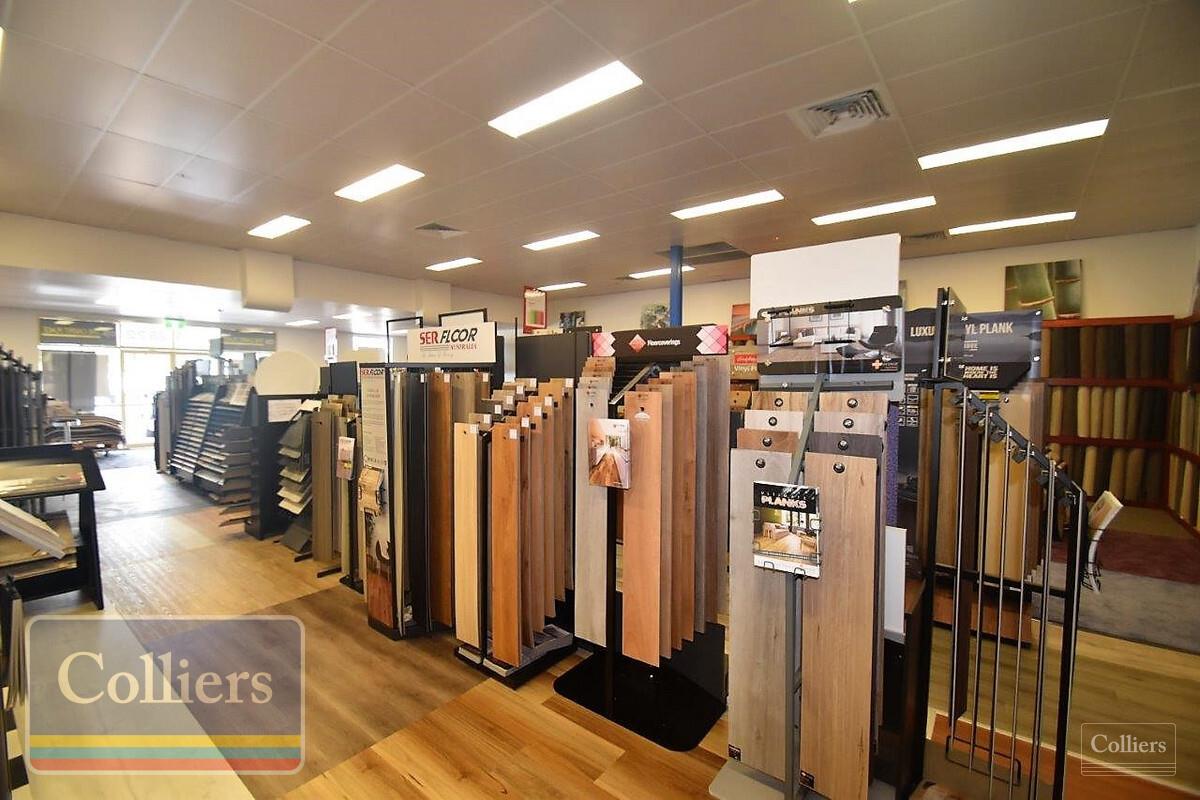 Highly Exposed Showroom Position - #10