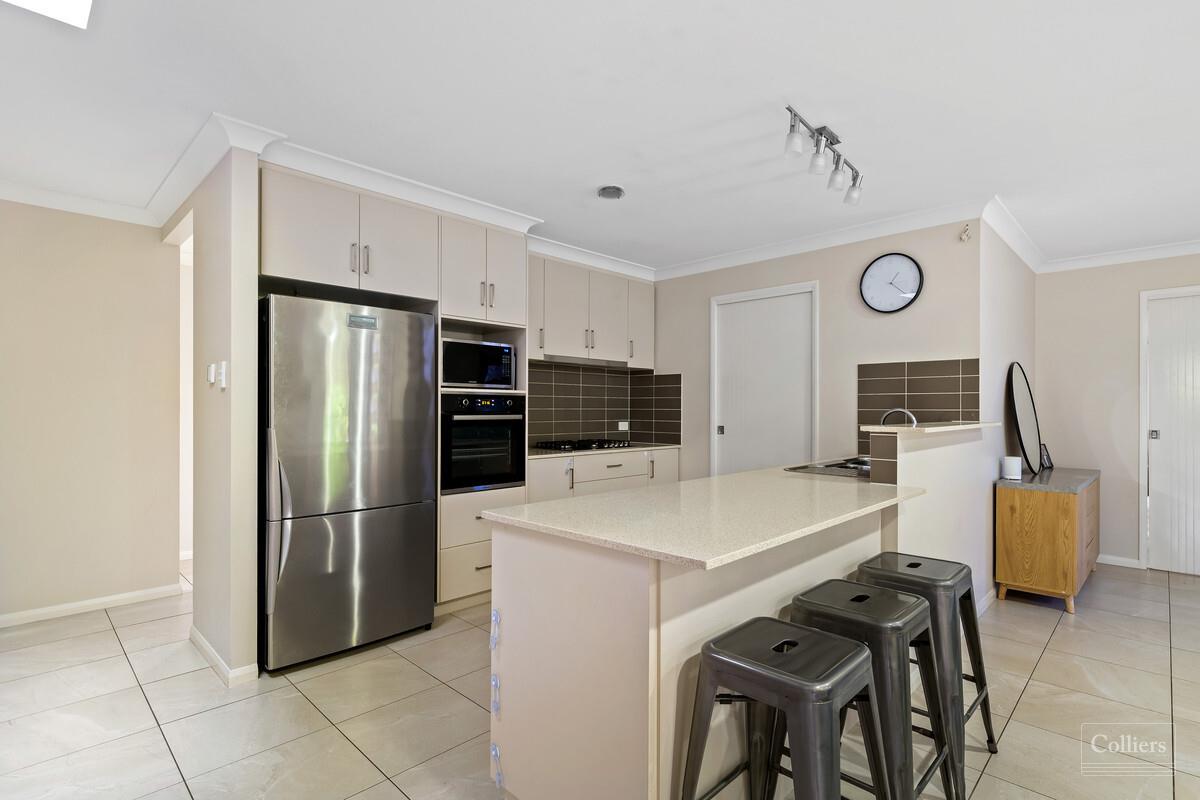 Private And Spacious Family Home - Desirable East Side Location - #4