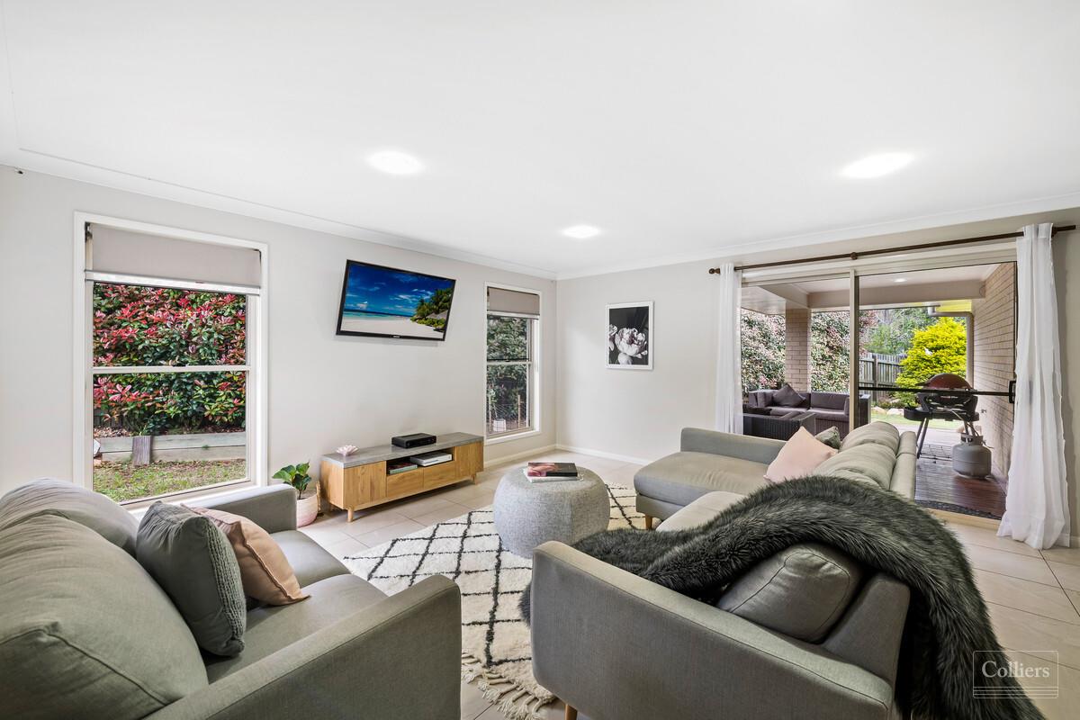 Private And Spacious Family Home - Desirable East Side Location - #7