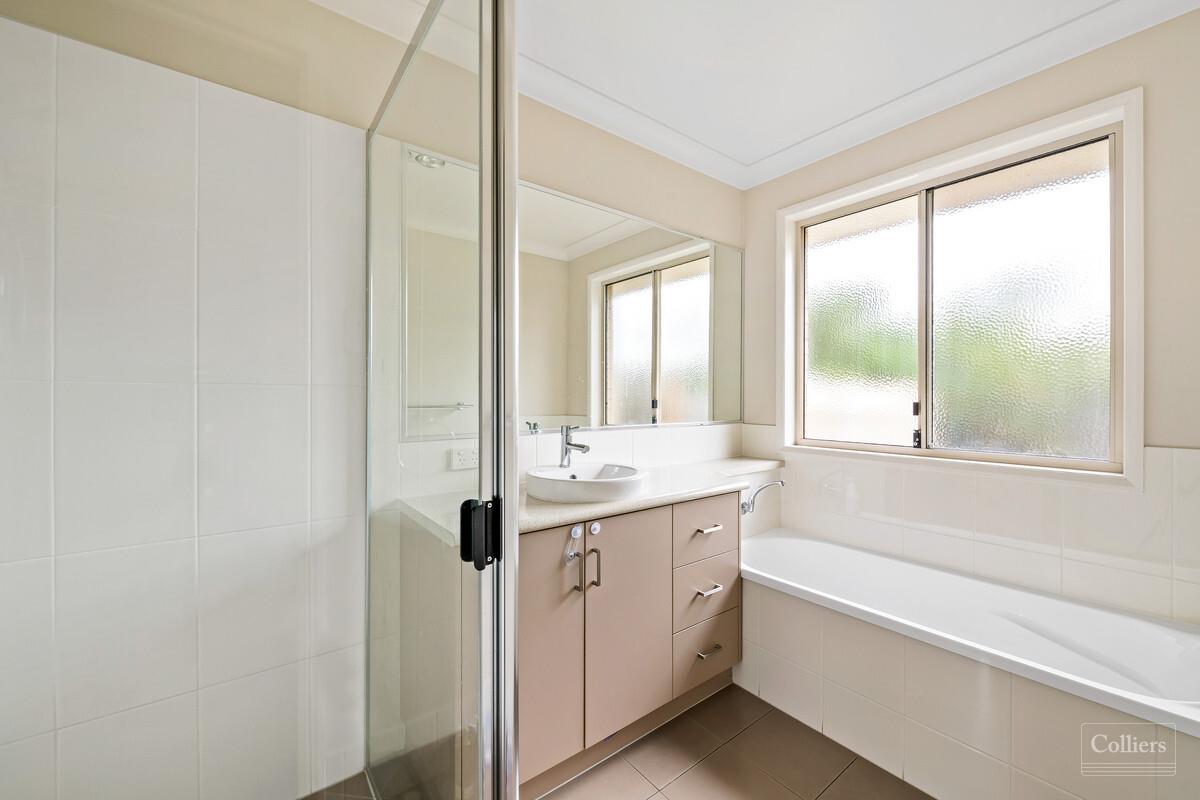 Private And Spacious Family Home - Desirable East Side Location - #13