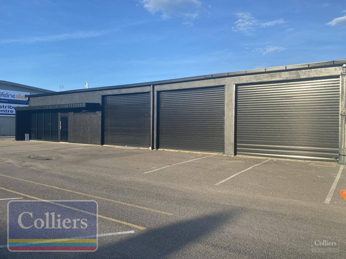 Refurbished industrial warehouse - a must to inspect - #1