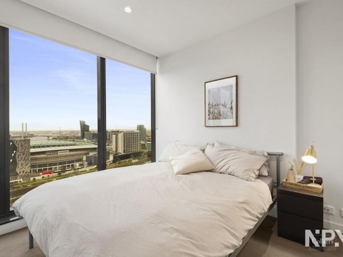 Fantastic Opportunity in the CBD West End! - #5